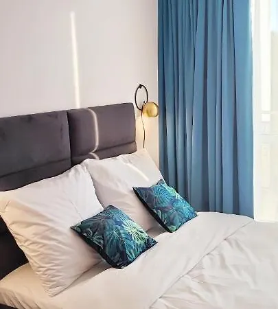 Cosmopolitan Apartament Z Bezplatnym, Prywatnym Parkingiem W Hali Garazowej Thorn Exterior foto