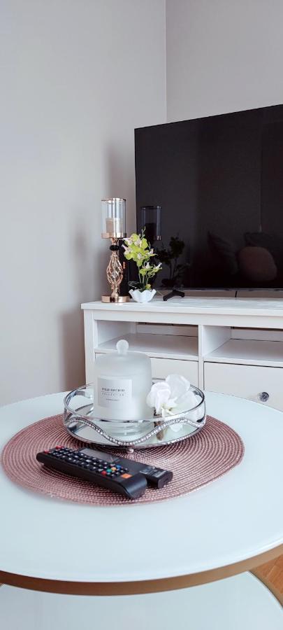 Cosmopolitan Z Bezplatnym, Prywatnym Parkingiem W Hali Garazowej Apartment Torun